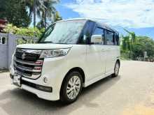 Suzuki SPACIA CUSTOM Z SAFETY 2017 Car