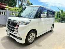 Suzuki SPACIA CUSTOM Z SAFETY 2017 Car