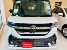 Suzuki Spacia Custom XS Black Top 2023 Car