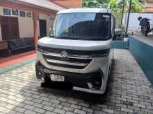 Suzuki Spacia Custom 2023 Car