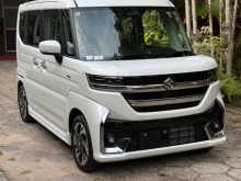 Suzuki Spacia Custom 2023 Car