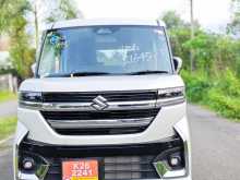 Suzuki Spacia Custom GS 2024 Car