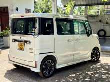 https://riyasewana.com/uploads/suzuki-spacia-custom-83122722062.jpg