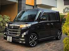 Suzuki SpaciACustom Z- 2017 Car
