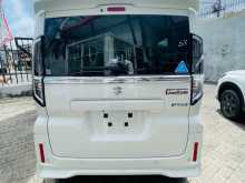 https://riyasewana.com/uploads/suzuki-spacia-xs-2024-159263912522.jpg