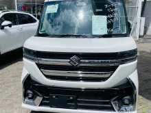 Suzuki SPACIA XS 2024 Car