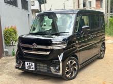 Suzuki Spacia XS Custom Turbo 4way 2024 Car