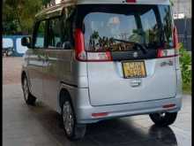 https://riyasewana.com/uploads/suzuki-specia-11854434963.jpg