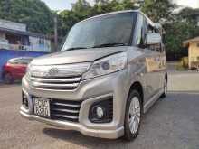 Suzuki Spacia CUSTOM 2017 Car