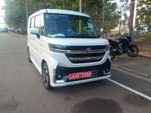 Suzuki Spacia Custom Xs 2023 Car