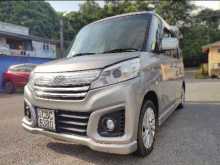 Suzuki Spacia CUSTOM 2017 Car