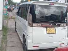 https://riyasewana.com/uploads/suzuki-spesiya-14914134232.jpg