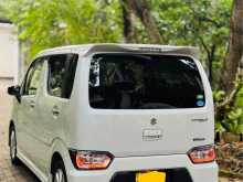 https://riyasewana.com/uploads/suzuki-stingray-121364822902.jpg