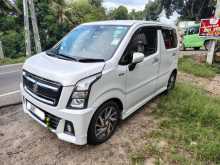https://riyasewana.com/uploads/suzuki-stingray-2018-147051912072.jpg
