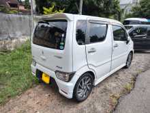 https://riyasewana.com/uploads/suzuki-stingray-2018-147051912613.jpg