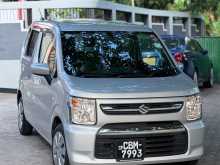 Suzuki Wagon R Stingray 2023 Car