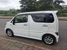 https://riyasewana.com/uploads/suzuki-stingray-261812494543.jpg