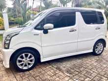 https://riyasewana.com/uploads/suzuki-stingray-2814541222102.jpg