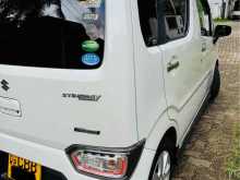 https://riyasewana.com/uploads/suzuki-stingray-289393122133.jpg