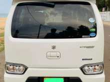 https://riyasewana.com/uploads/suzuki-stingray-2916184662.jpg