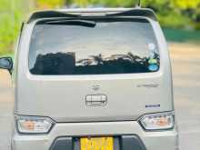 https://riyasewana.com/uploads/suzuki-stingray-810452222232.jpg
