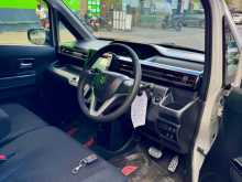https://riyasewana.com/uploads/suzuki-stingray-safety-2018-612444512694.jpg