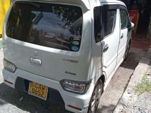 https://riyasewana.com/uploads/suzuki-stingray-wagon-11358446724.jpg