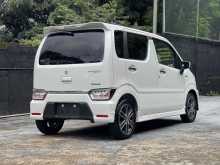 https://riyasewana.com/uploads/suzuki-stingray-wagonr-3111321722893.jpg