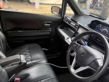 https://riyasewana.com/uploads/suzuki-stingrey-1323165517336.jpg