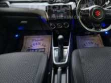 https://riyasewana.com/uploads/suzuki-suziki-swift-2018-1423055312153.jpg