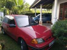 Suzuki Swift 2000 Car