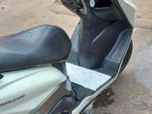 https://riyasewana.com/uploads/suzuki-suzuki-burgman-2611371513224.jpg