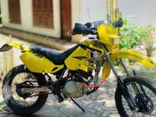 Suzuki DR200 2005 Motorbike