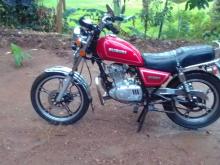 Suzuki GN125 H 2010 Motorbike