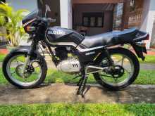 Suzuki GS125 1997 Motorbike