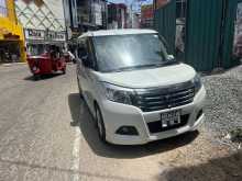 Suzuki SOLLIO 2016 Car