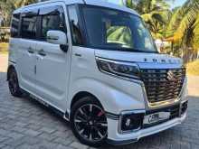 Suzuki Spacia Z CUSTOMERS 2018 Car