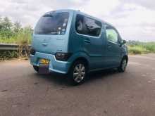 https://riyasewana.com/uploads/suzuki-suzuki-wagon-19120235163.jpg