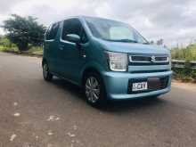 https://riyasewana.com/uploads/suzuki-suzuki-wagon-19120235752.jpg