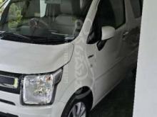 https://riyasewana.com/uploads/suzuki-suzuki-wagon-19150244438127.jpg