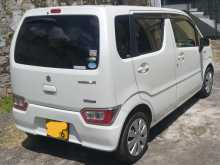 https://riyasewana.com/uploads/suzuki-suzuki-wagon-2017-1520485312682.jpg