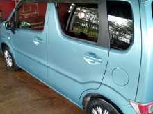 https://riyasewana.com/uploads/suzuki-suzuki-wagon-2017-711470712704.jpg