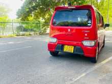 https://riyasewana.com/uploads/suzuki-suzuki-wagon-2018-114553112914.jpg