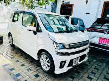 Suzuki WAGON R FZ PREMIUM 2018 Car