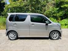 https://riyasewana.com/uploads/suzuki-suzuki-wagon-8192638183.jpg