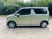 https://riyasewana.com/uploads/suzuki-suzuki-wagon-8192638902.jpg