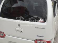 https://riyasewana.com/uploads/suzuki-suzuki-wagonr-14135340174226240.jpg