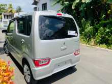 https://riyasewana.com/uploads/suzuki-suzuki-wagonr-2024-1211403612912.jpg