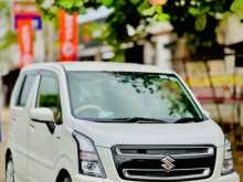 Suzuki Wagon R 2018 Car