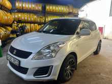 Suzuki Swift 2013 Car